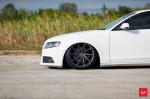 Audi A4 Avant 2.0T on Vossen Wheels (CVT) 2016 года